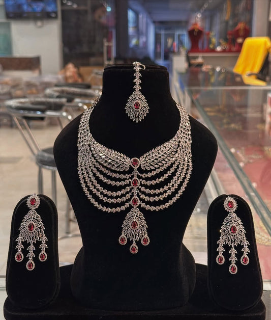 Amazing Traditional Jewelry Set